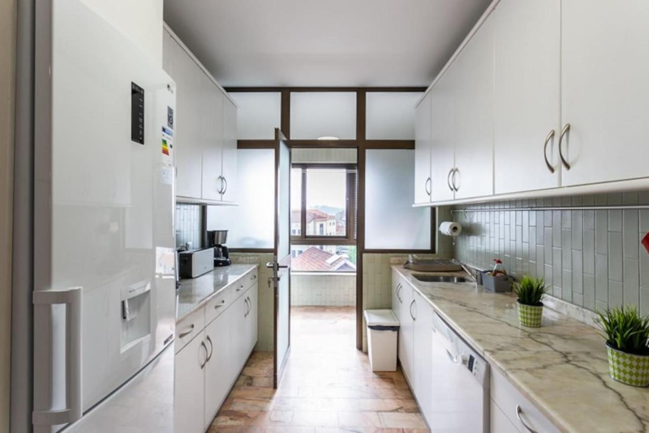 Aposentus - Elegant Functionality Porto Downtown Apartment Bagian luar foto