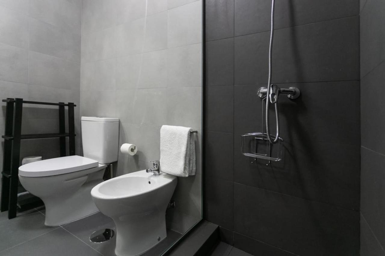 Aposentus - Elegant Functionality Porto Downtown Apartment Bagian luar foto