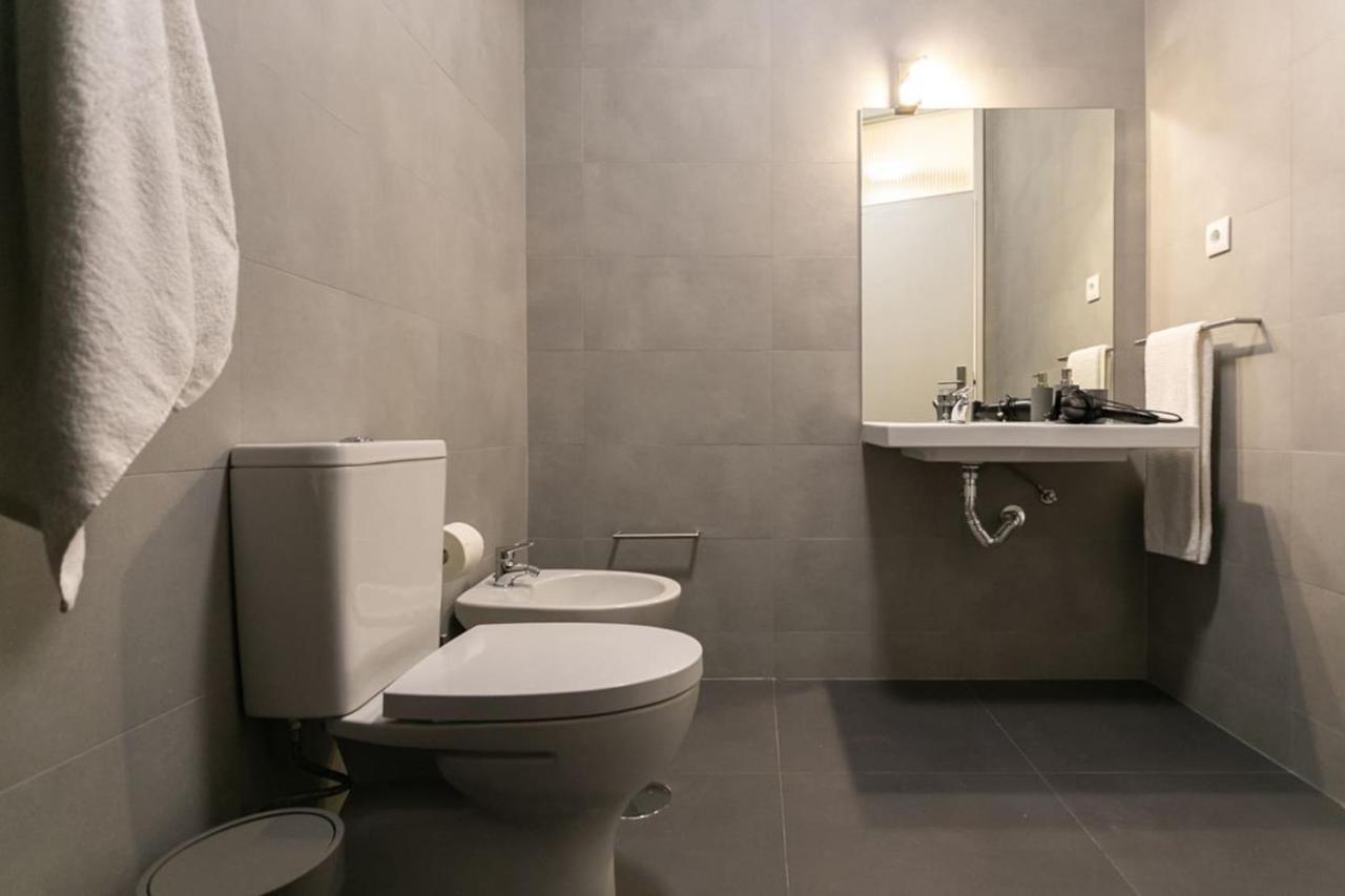 Aposentus - Elegant Functionality Porto Downtown Apartment Bagian luar foto