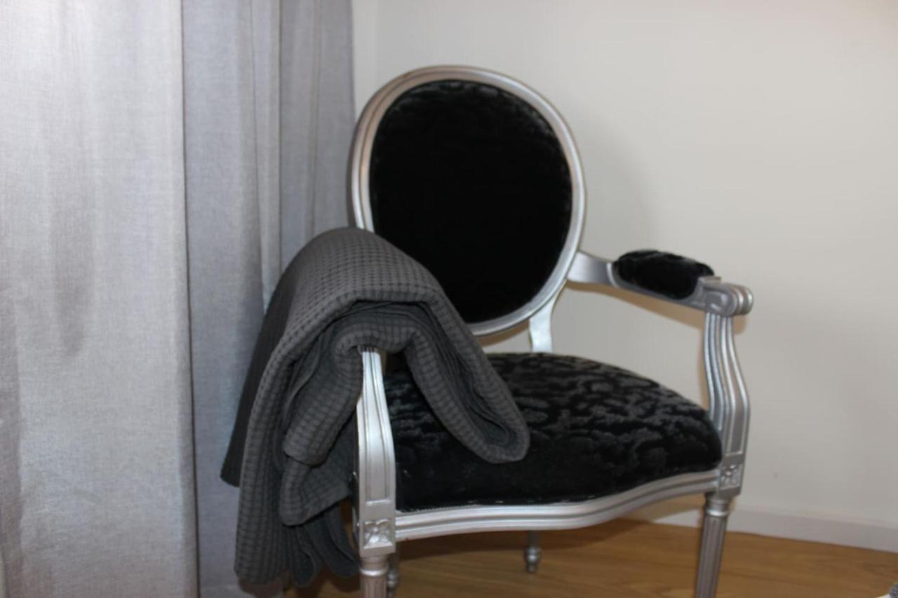 Aposentus - Elegant Functionality Porto Downtown Apartment Bagian luar foto