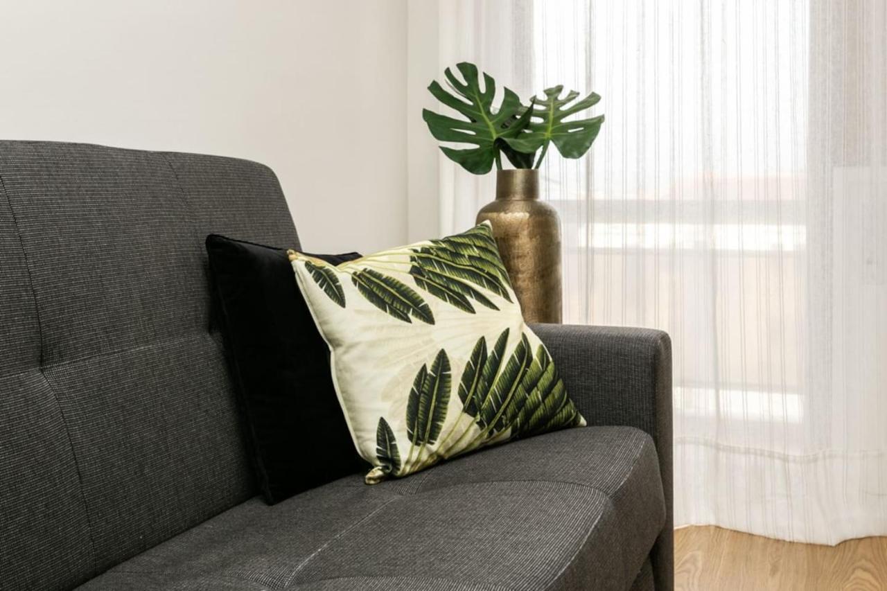 Aposentus - Elegant Functionality Porto Downtown Apartment Bagian luar foto